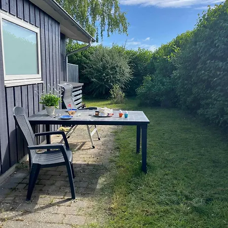 Front-row Summerhouse With View And Big Garden Tatil Evi